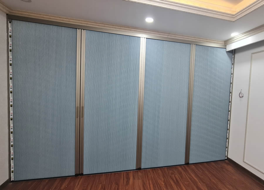 V&aacute;ch ngăn r&egrave;m tổ ong giữ nhiệt ngăn lạnh Vinh Nghệ An